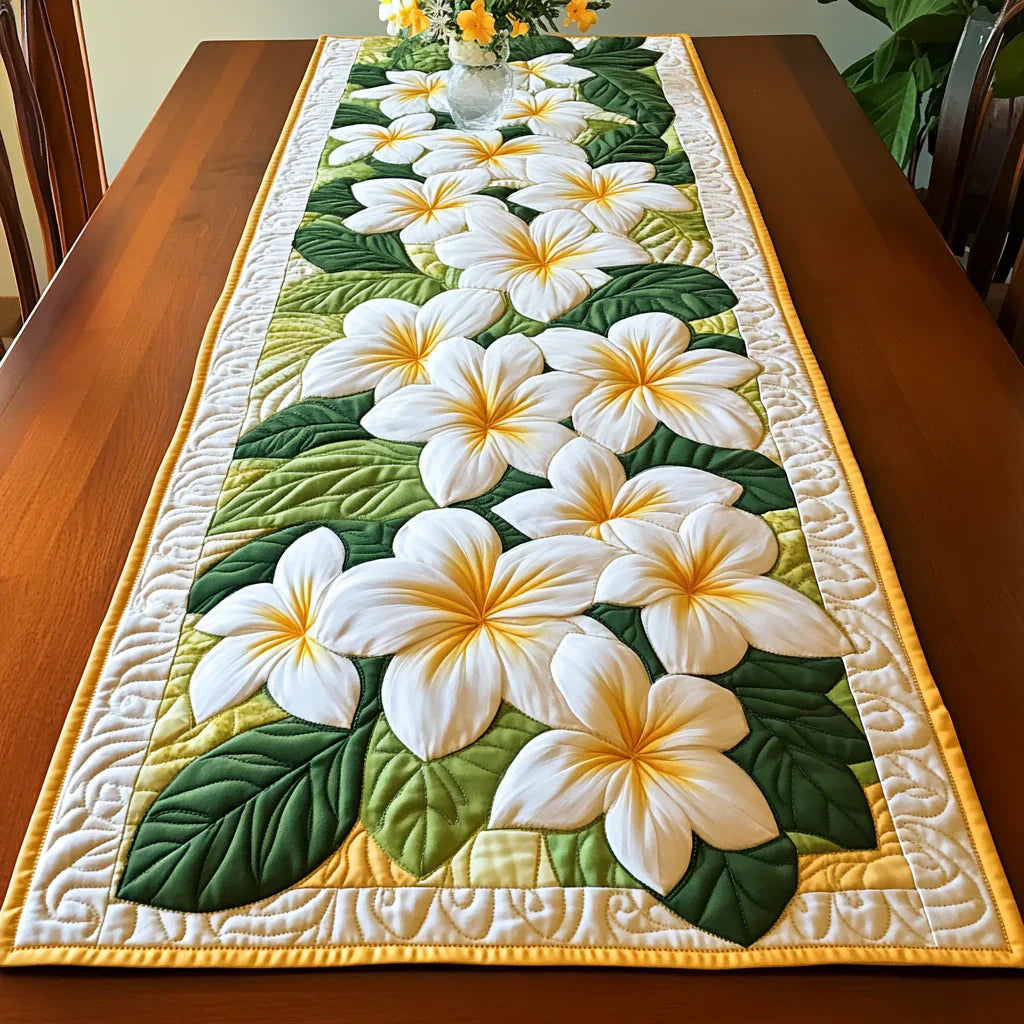Corredor De Mesa Acolchado Floral C&F Magnolia 14x51: Toque Campestre Y Suave Para Tu Comedor